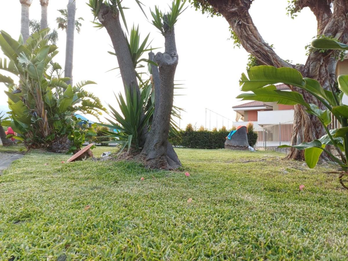 Ti Porto Al Mare Villa Mascali Exterior photo